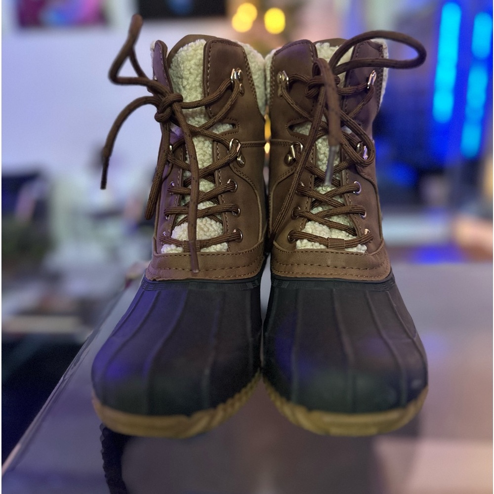 Duck Boots/Women’s Size 7